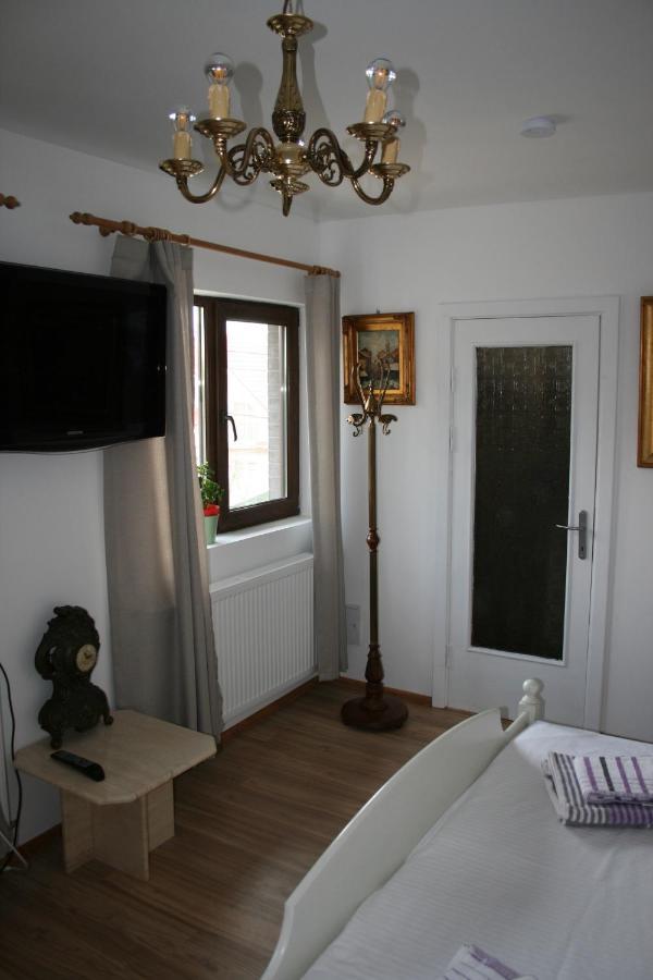 Colev Rooms Focşani Exterior foto